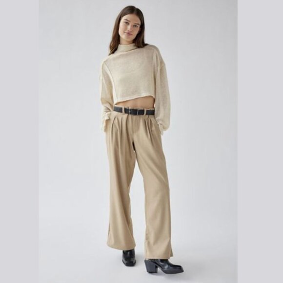 Urban Outfitters knit crop - Picture 3 of 5